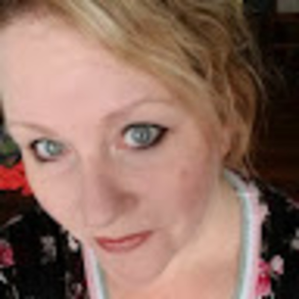 Meet your Posher, Angie